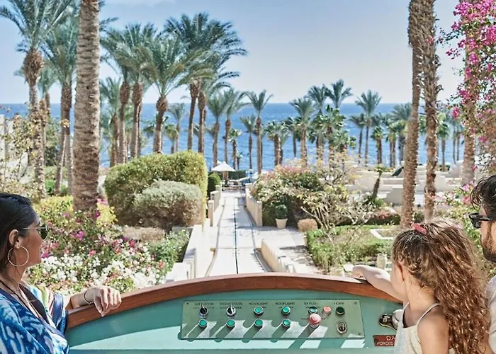 Gorgeous, Private Four Seasons 2-bedrooom - Access, Red Sea Views & Luxury Comfort