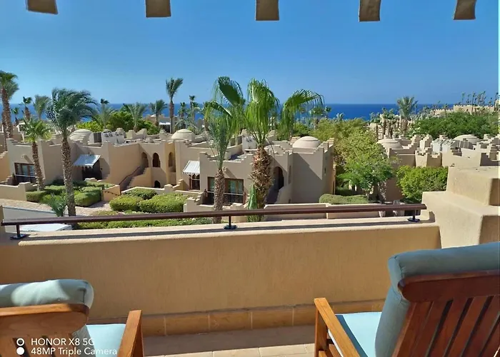 Gorgeous, Private Four Seasons 2-bedrooom - Access, Red Sea Views & Luxury Comfort * Şarm El-Şeyh