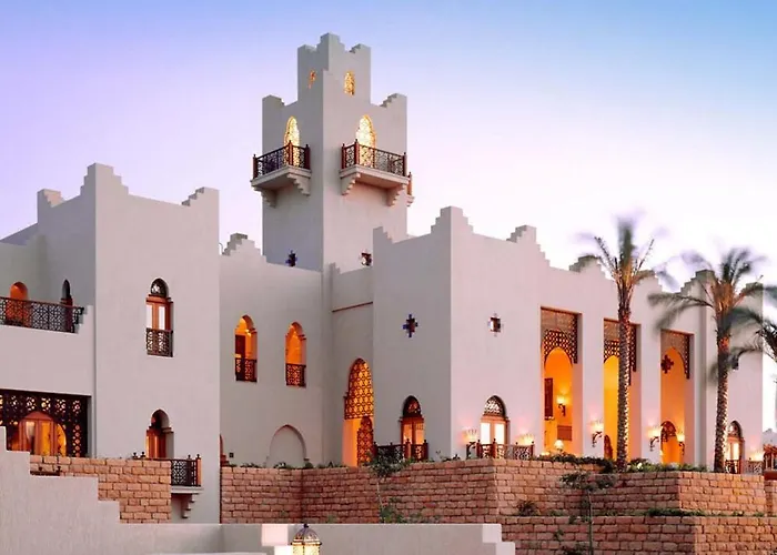 Gorgeous, Private Four Seasons 2-bedrooom - Access, Red Sea Views & Luxury Comfort Dağ evi Şarm El-Şeyh