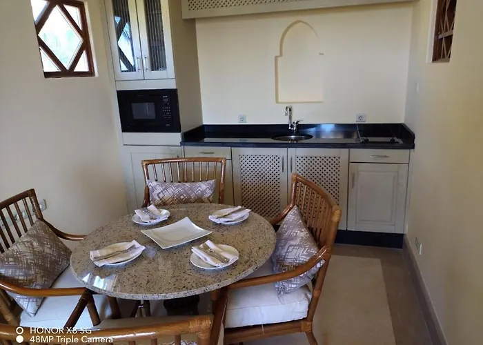 Dağ evi Gorgeous, Private Four Seasons 2-bedrooom - Access, Red Sea Views & Luxury Comfort
